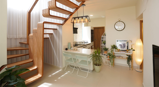 Accordion Side Image